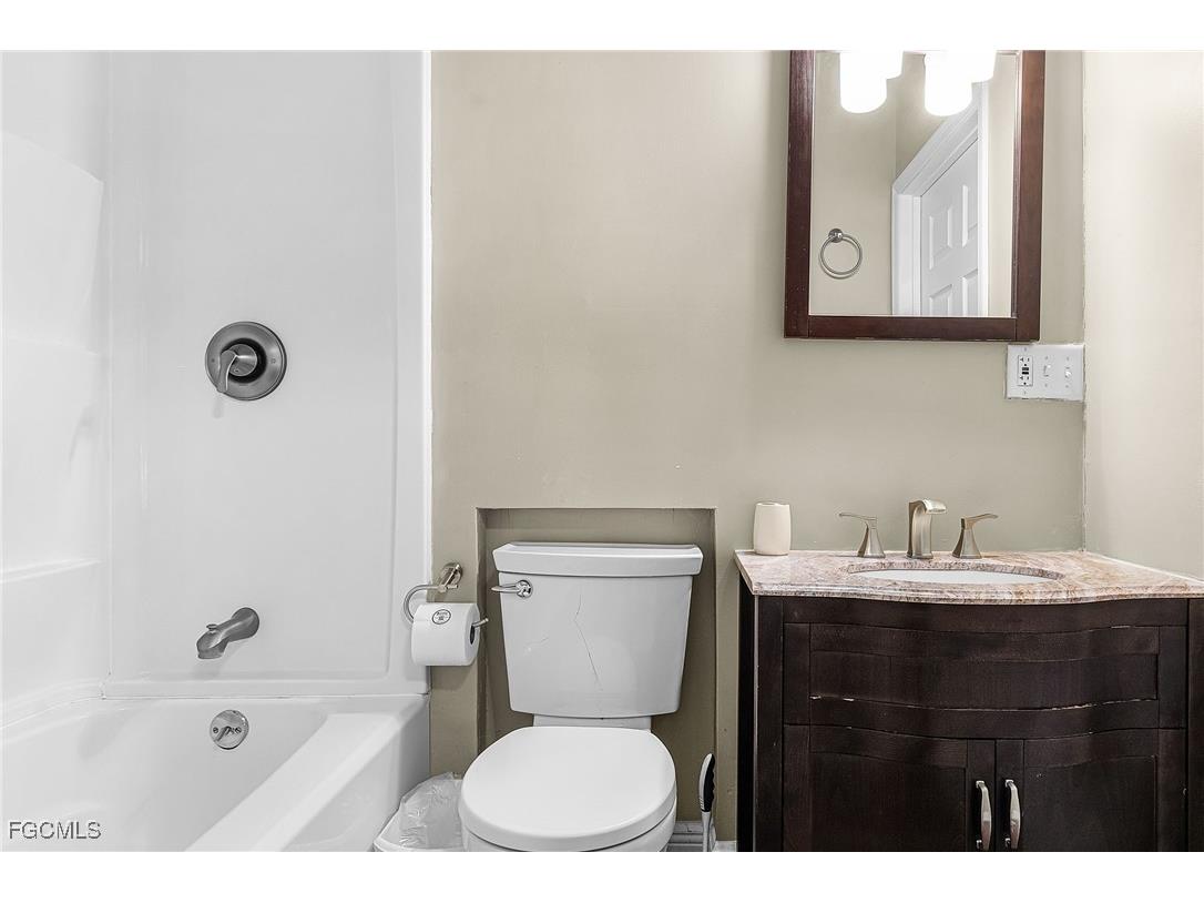 135 Delmar Avenue #A Fort Myers Beach FL 33931 2025013887 image26