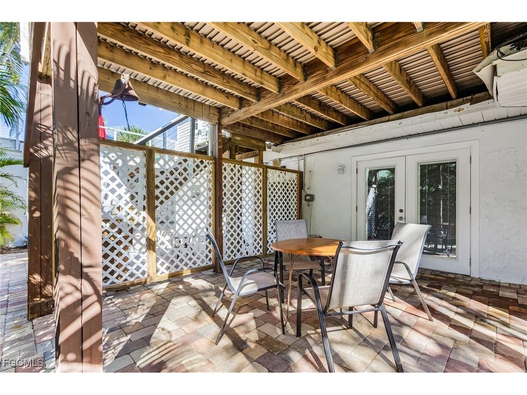 135 Delmar Avenue #A Fort Myers Beach FL 33931 2025013887 image6