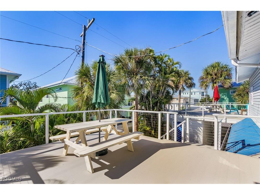 135 Delmar Avenue #A Fort Myers Beach FL 33931 2025013887 image7