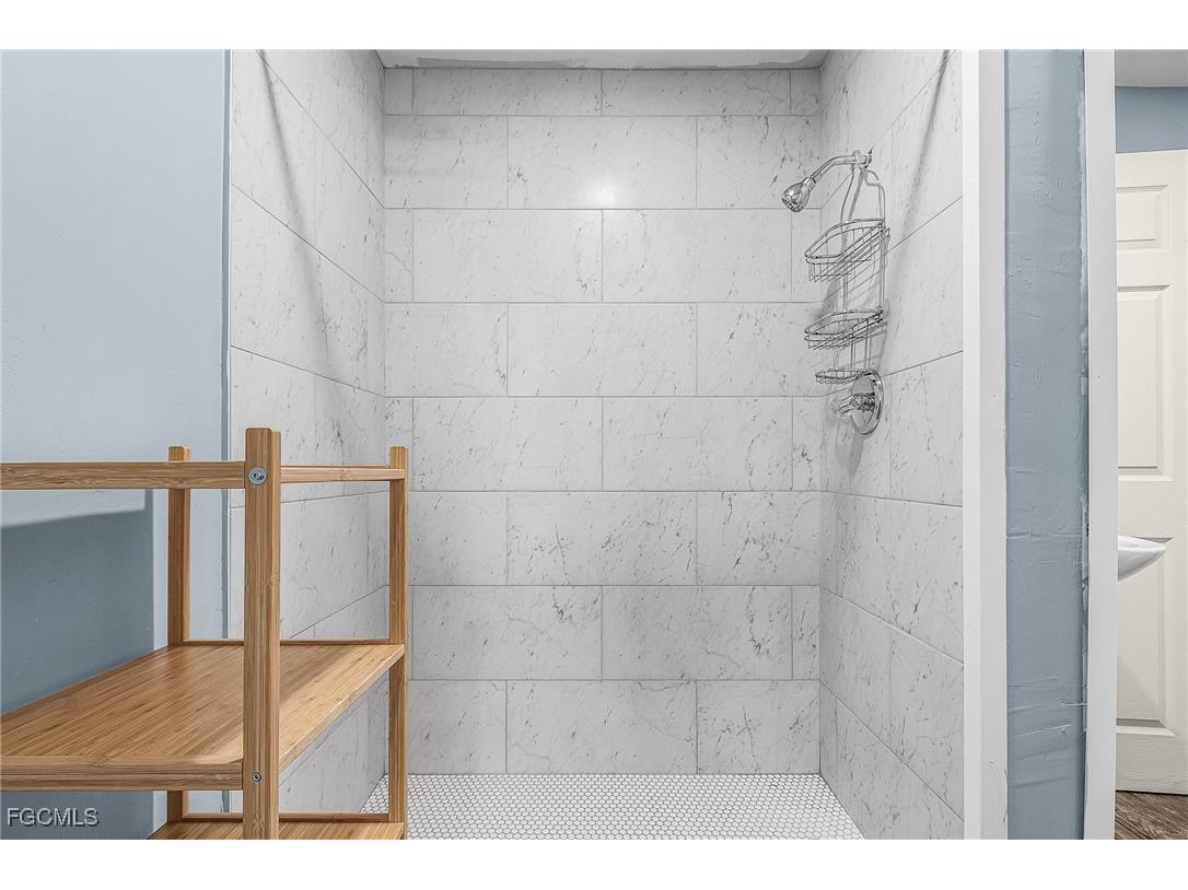 135 Delmar Avenue #C Fort Myers Beach FL 33931 2025020159 image10