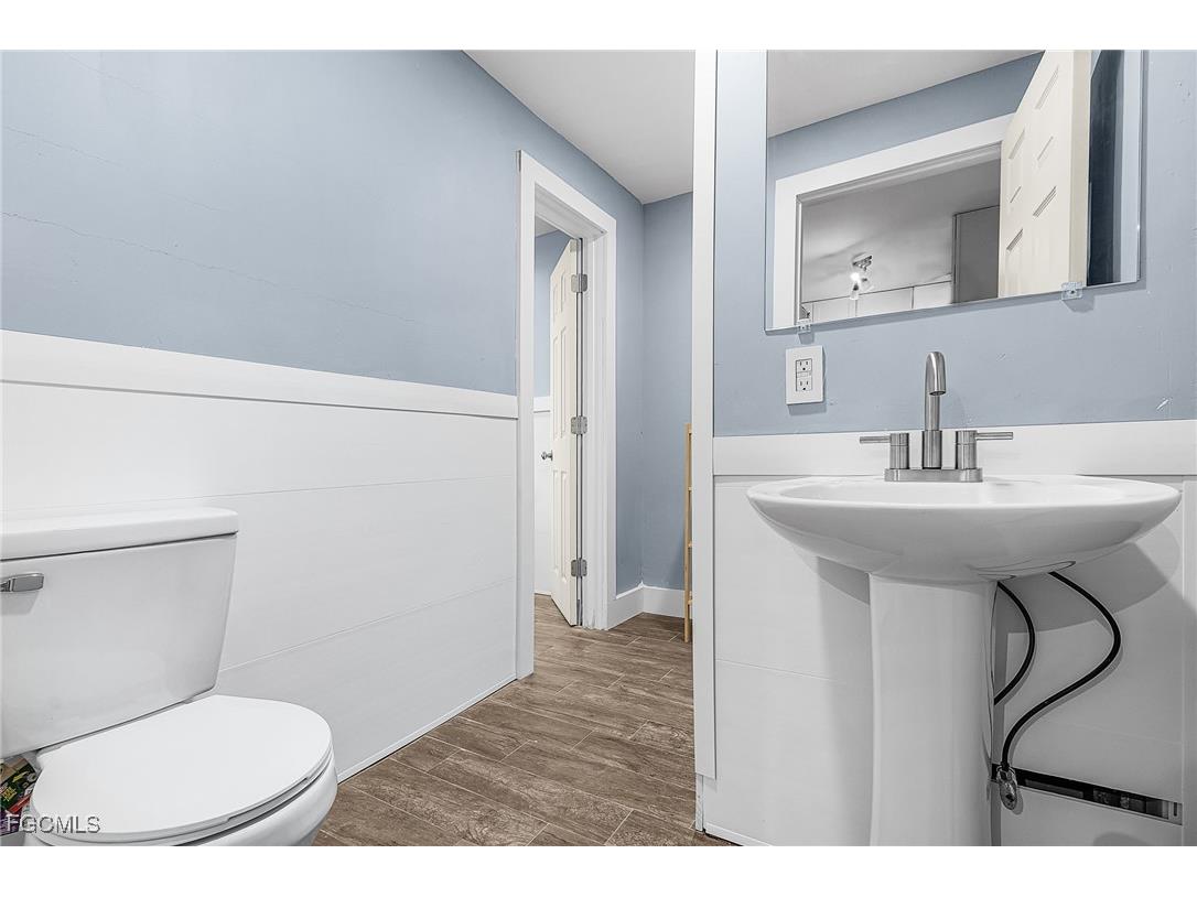 135 Delmar Avenue #C Fort Myers Beach FL 33931 2025020159 image9