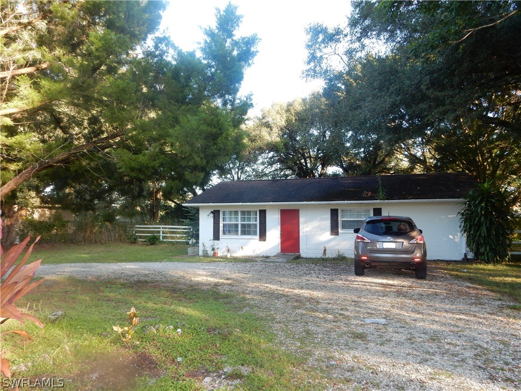 135 Diana Avenue Fort Myers FL 33905 224061843 image1