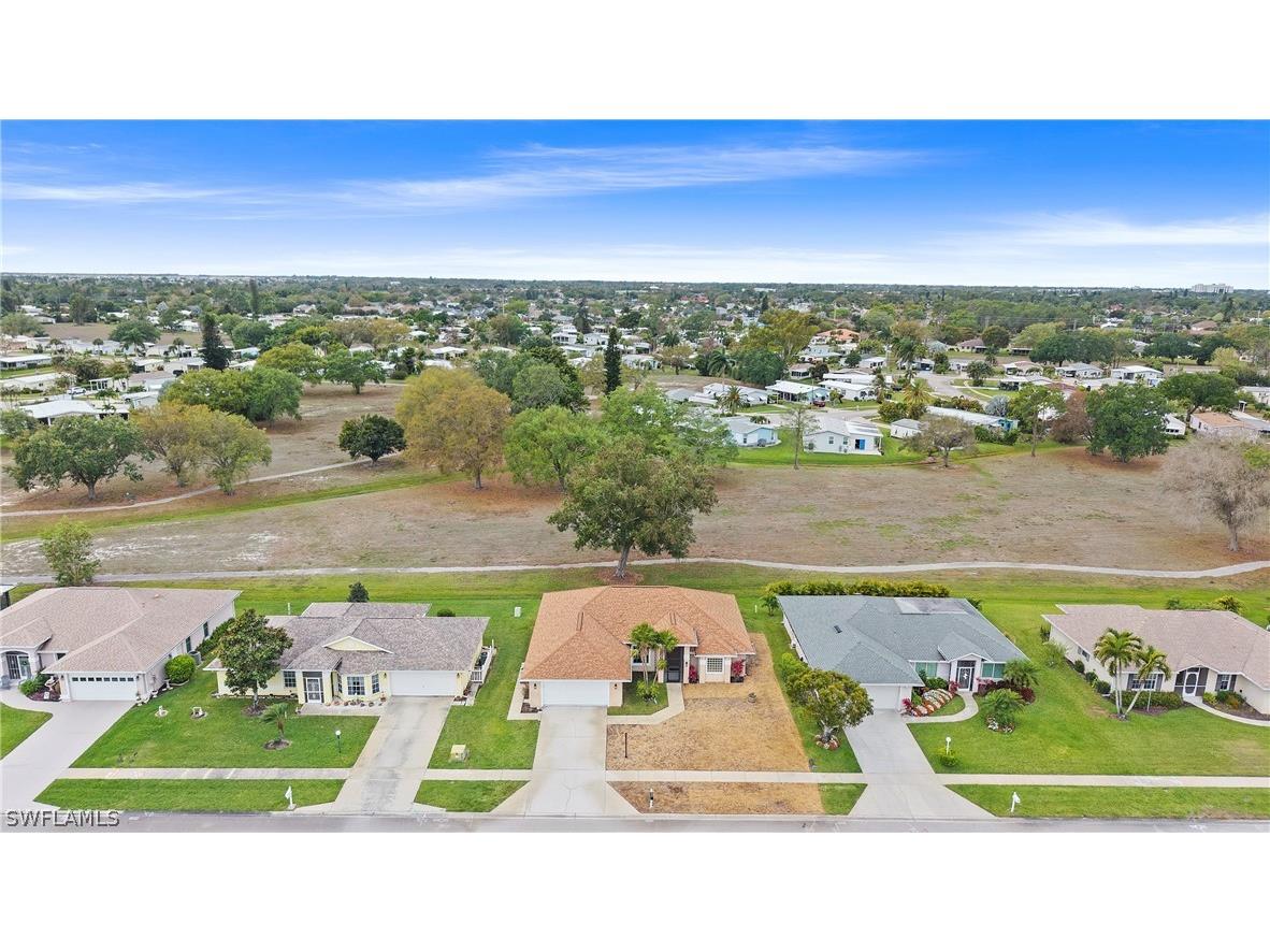 135 Estelle Drive Naples FL 34112 226010935 image35