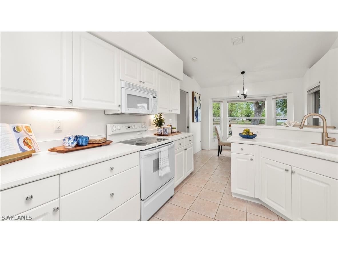135 Estelle Drive Naples FL 34112 226010935 image9