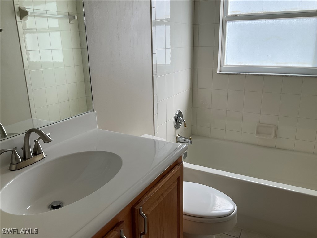 135 Glen Eagle Circle Naples FL 34104 225082623 image12