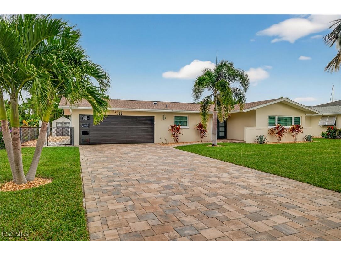 135 SW 56th Terrace Cape Coral FL 33914 2025017969 image1