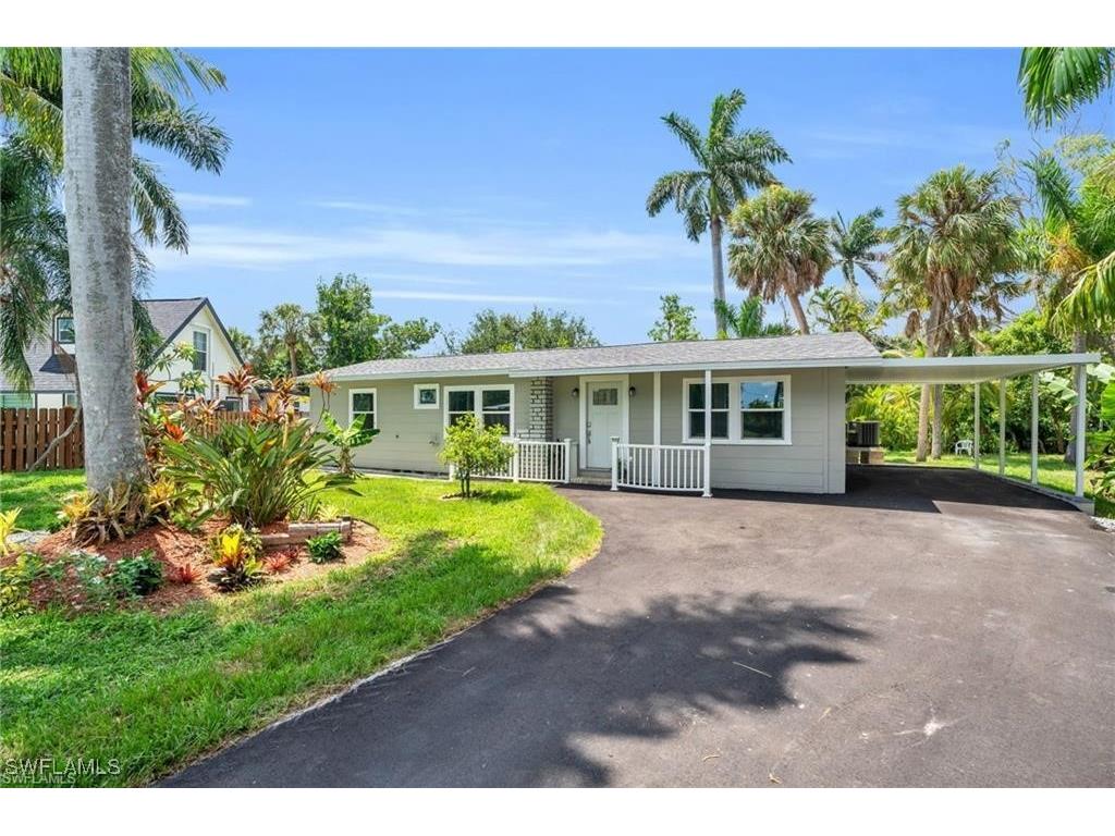 135 Standish Circle North Fort Myers FL 33903 225035206 image2
