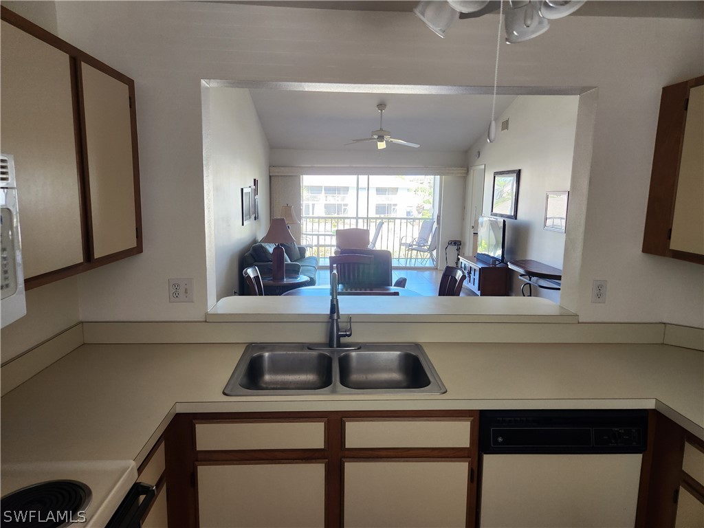 1350 Churchill Circle #L203 Naples FL 34116 226010088 image4