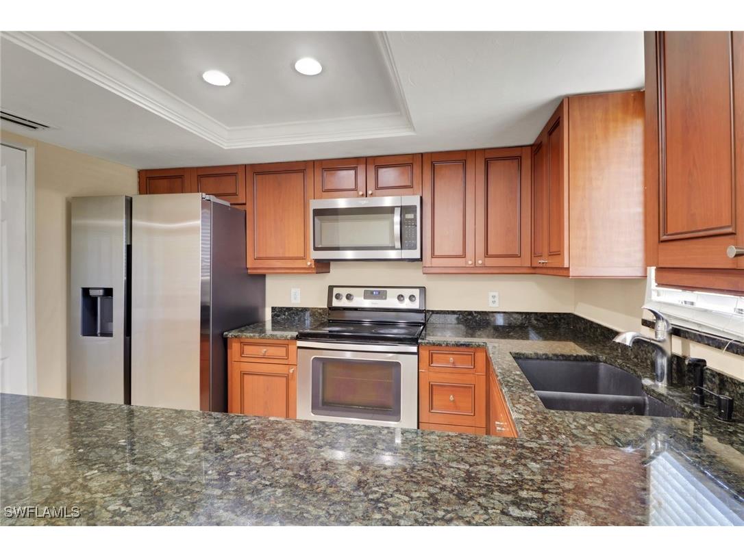 1350 Green Valley Circle #1503 Naples FL 34104 225073391 image12