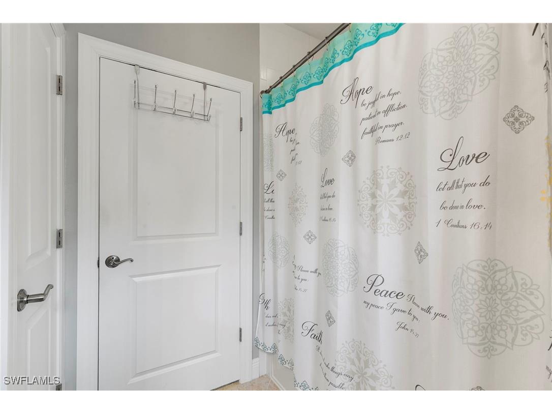 1350 Kendari Terrace Naples FL 34113 225084304 image24