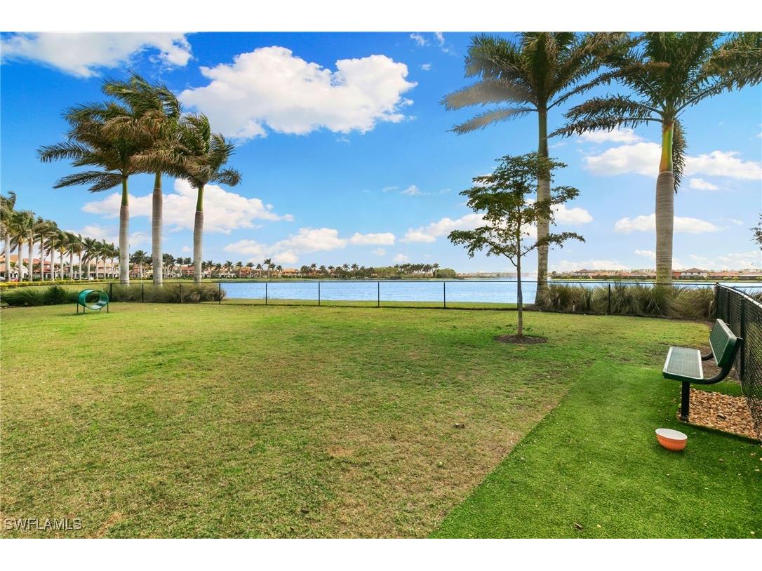 1350 Kendari Terrace Naples FL 34113 225084304 image38