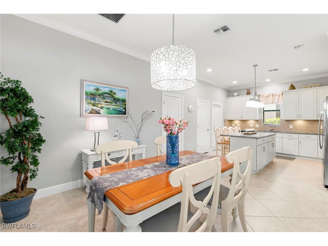 1350 Kendari Terrace Naples FL 34113 225084304 image6