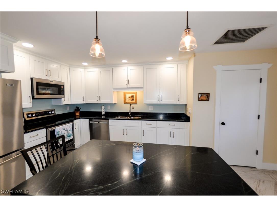 1350 Sandtrap Drive Fort Myers FL 33919 223051609 image1