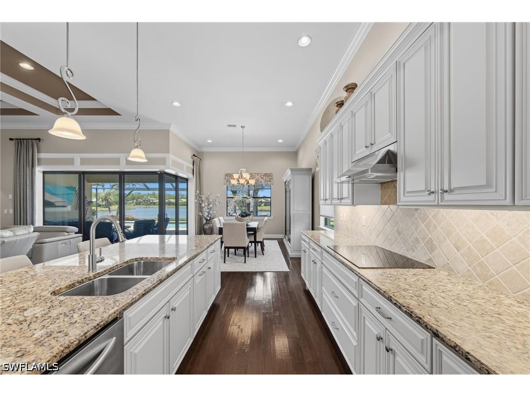 13500 Brown Bear Run Estero FL 33928 226015845 image18