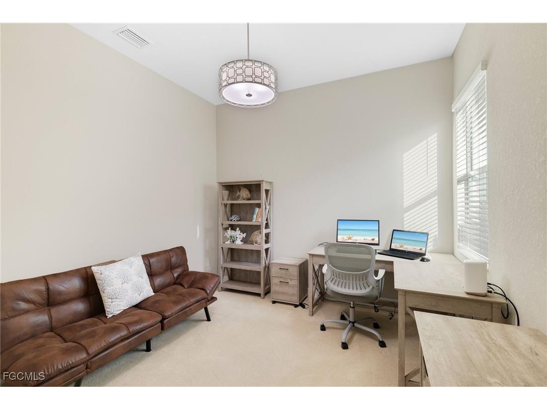 13504 Blue Bay Circle Fort Myers FL 33913 2025026408 image20