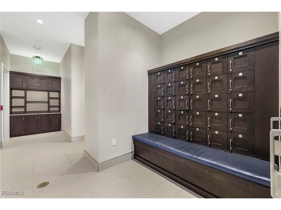 13504 Blue Bay Circle Fort Myers FL 33913 2025026408 image42