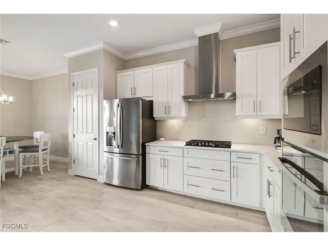 13504 Blue Bay Circle Fort Myers FL 33913 2025026408 image8