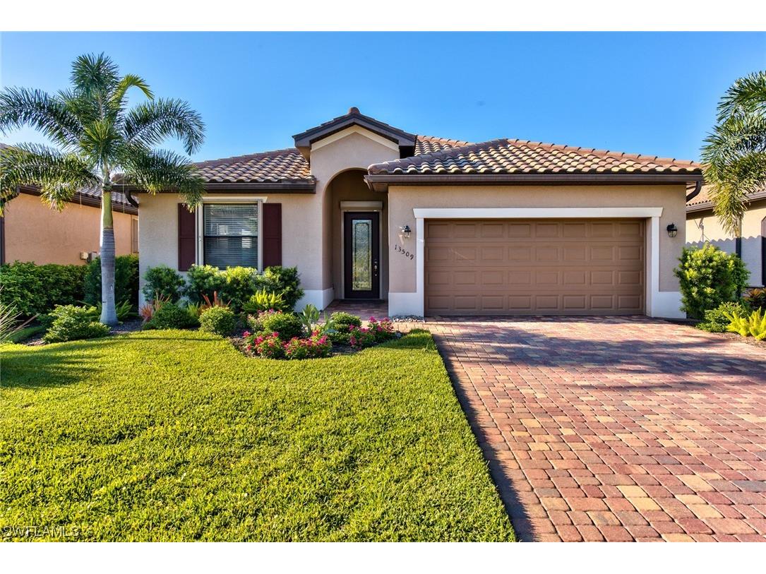 13509 San Georgio Drive Estero FL 33928 223067487 image1