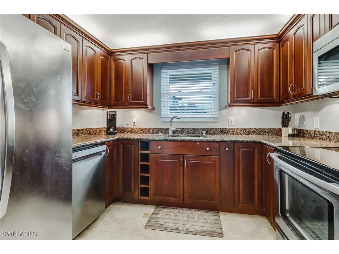 1351 Curlew Avenue #104 Naples FL 34102 225080011 image11