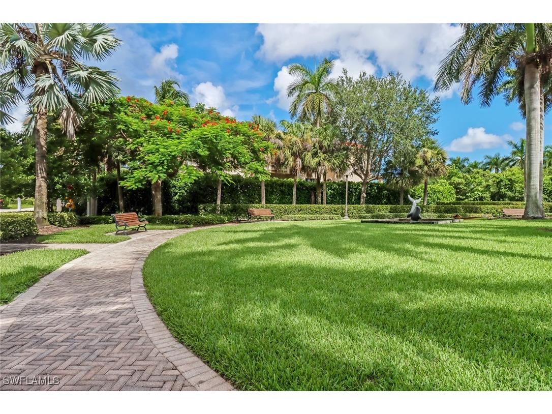 1351 Curlew Avenue #104 Naples FL 34102 225080011 image34