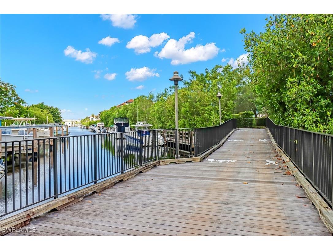 1351 Curlew Avenue #104 Naples FL 34102 225080011 image38