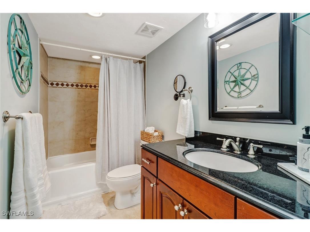 1351 Curlew Avenue #104 Naples FL 34102 226005032 image16