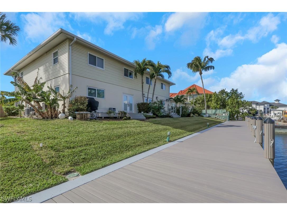 1351 Curlew Avenue #104 Naples FL 34102 226005032 image28
