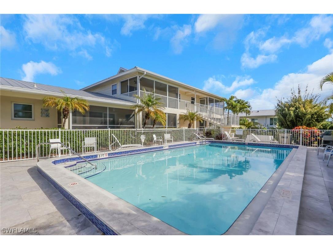 1351 Curlew Avenue #104 Naples FL 34102 226005032 image29