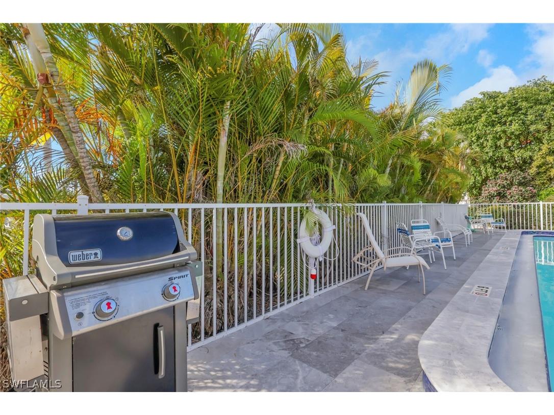 1351 Curlew Avenue #104 Naples FL 34102 226005032 image32