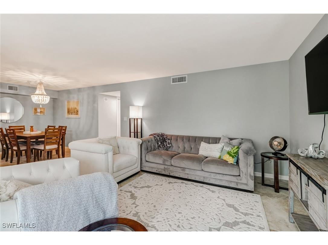 1351 Curlew Avenue #104 Naples FL 34102 226005032 image9