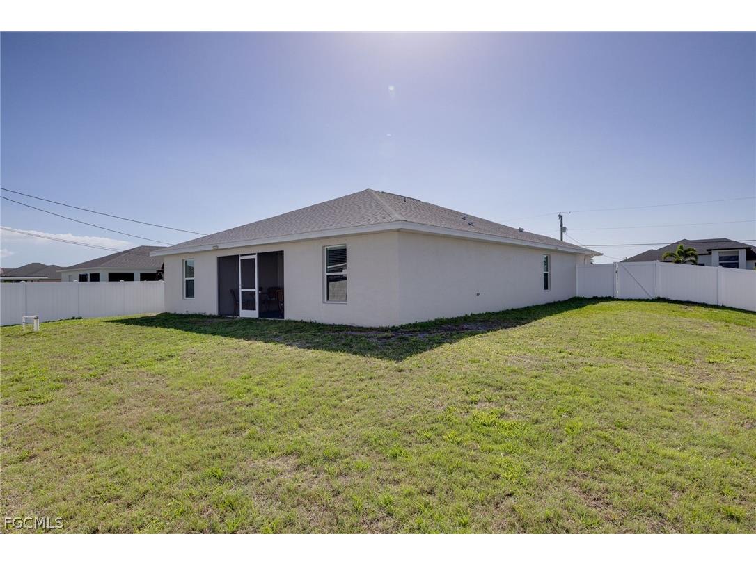 1351 NW 13th Place Cape Coral FL 33993 2026012144 image21