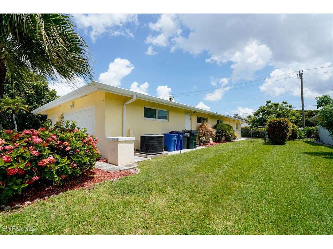 1351 Oaklawn Court Fort Myers FL 33919 225066424 image12