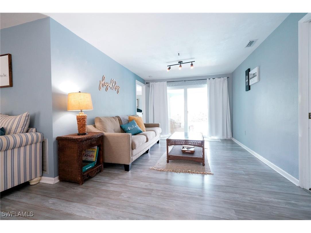 1351 Oaklawn Court Fort Myers FL 33919 225066424 image9