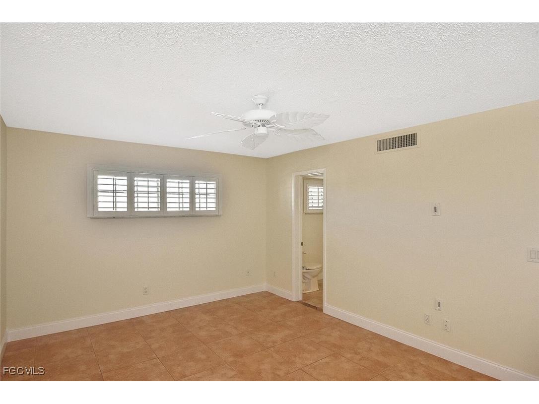 13511 Stratford Place Circle #302 Fort Myers FL 33919 2026005482 image21