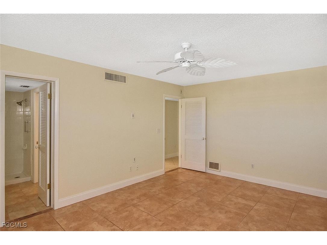 13511 Stratford Place Circle #302 Fort Myers FL 33919 2026005482 image22
