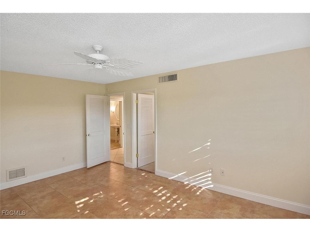 13511 Stratford Place Circle #302 Fort Myers FL 33919 2026005482 image28