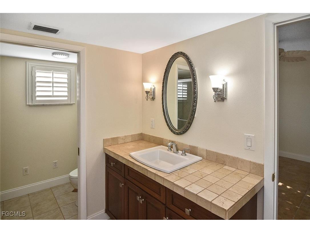 13511 Stratford Place Circle #302 Fort Myers FL 33919 2026005482 image31