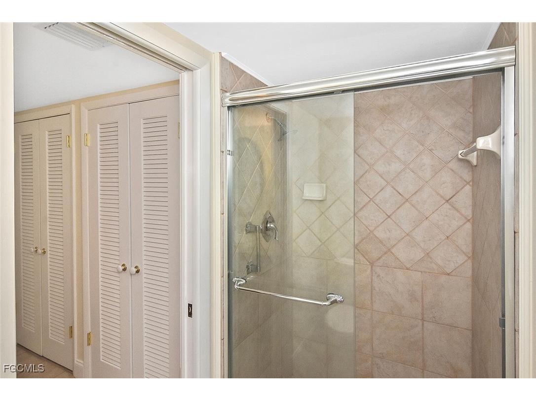 13511 Stratford Place Circle #302 Fort Myers FL 33919 2026005482 image32