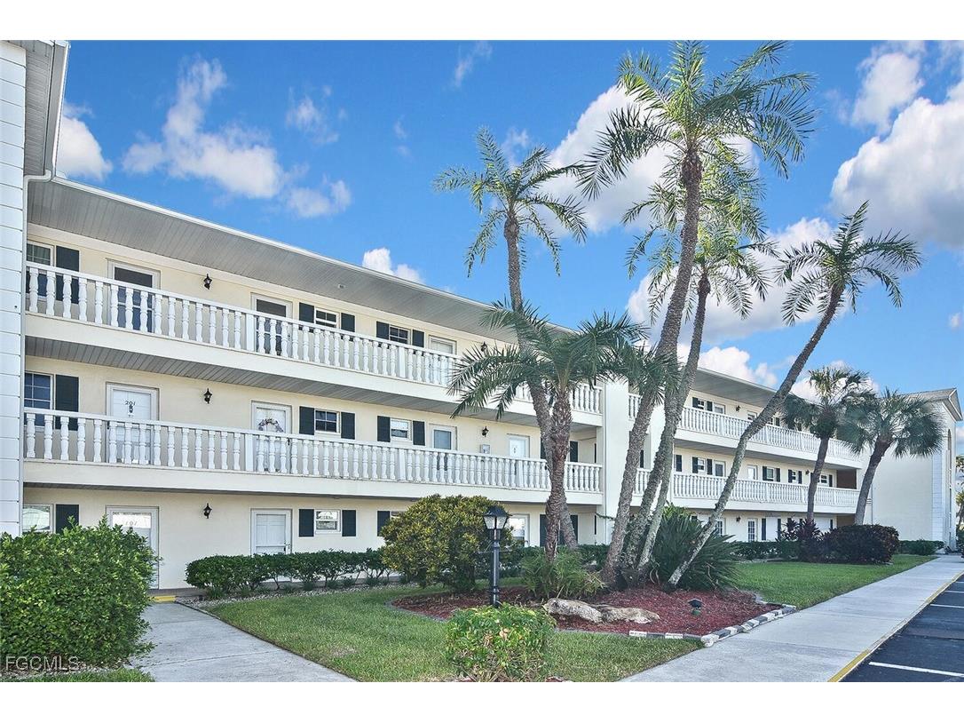 13511 Stratford Place Circle #302 Fort Myers FL 33919 2026005482 image43