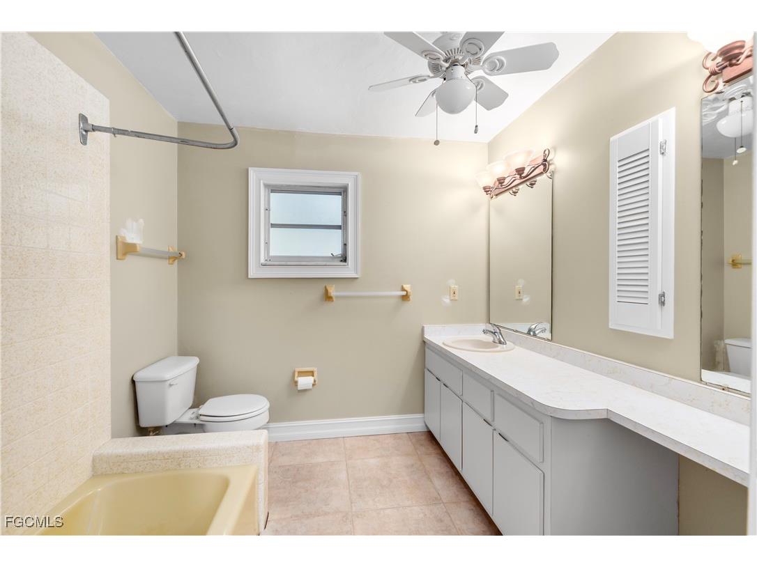 13512 Caribbean Boulevard Fort Myers FL 33905 2025009774 image14