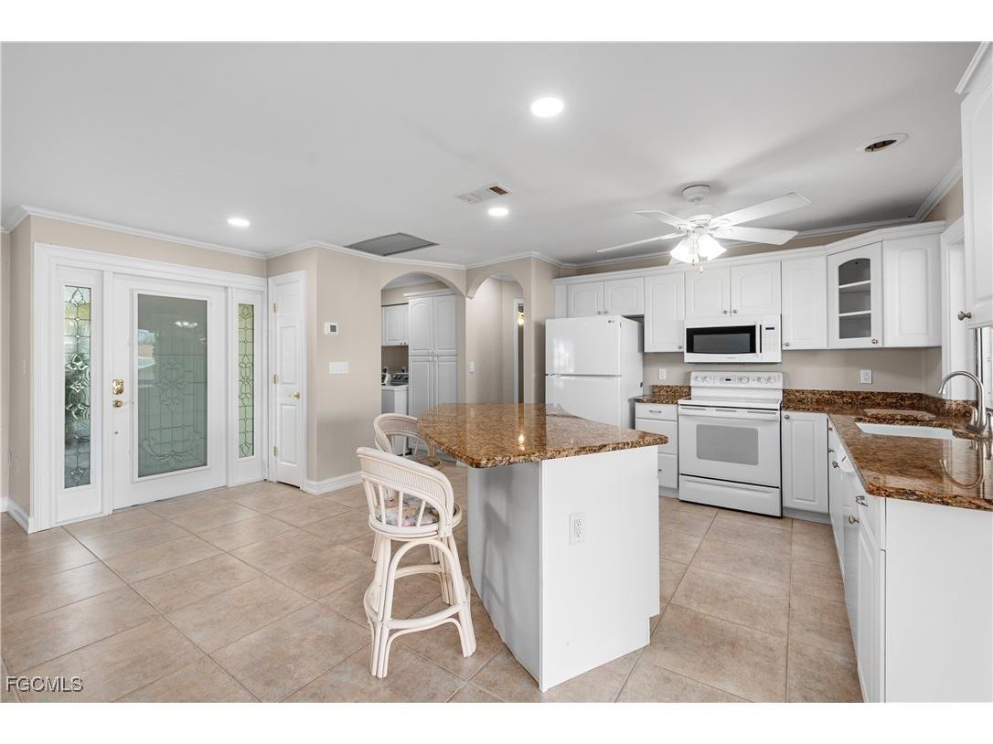 13512 Caribbean Boulevard Fort Myers FL 33905 2025009774 image4