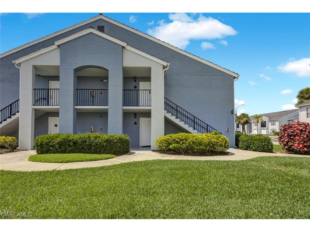13521 Eagle Ridge Drive #121 Fort Myers FL 33912 223046075 image1