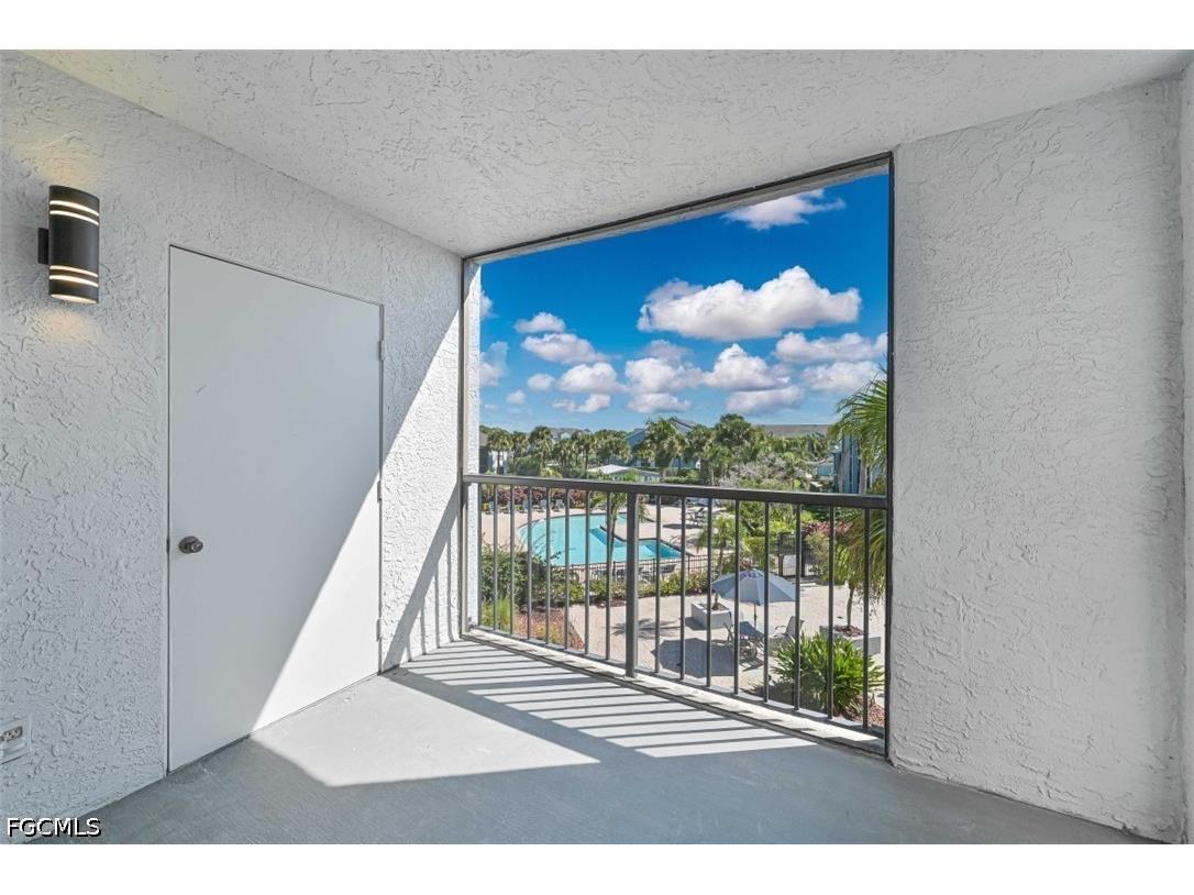 13521 Eagle Ridge Drive #136 Fort Myers FL 33912 2026020716 image2