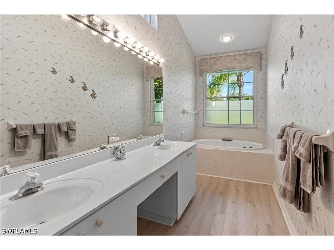 13521 Southampton Drive Bonita Springs FL 34135 226015131 image18