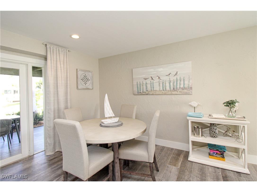 1353 Pelican Avenue Naples FL 34102 225083499 image16