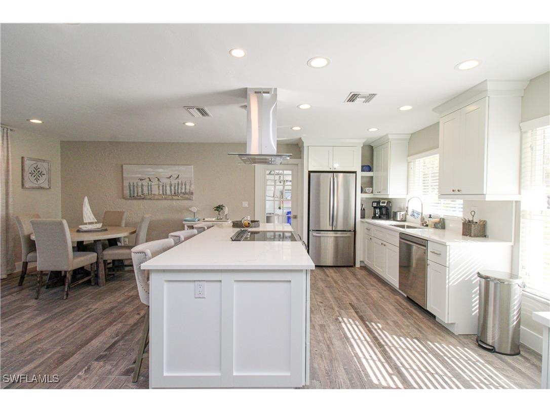 1353 Pelican Avenue Naples FL 34102 225083499 image19