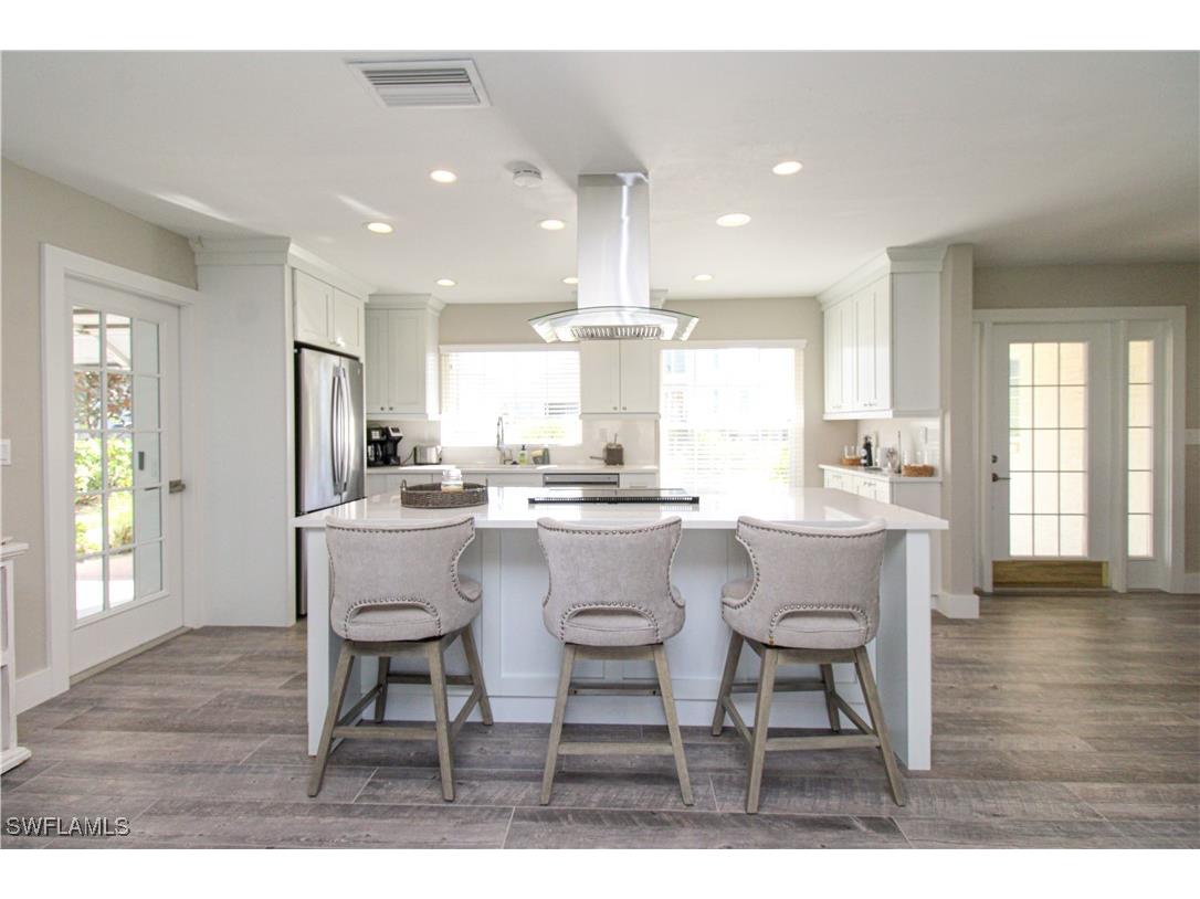 1353 Pelican Avenue Naples FL 34102 225083499 image25