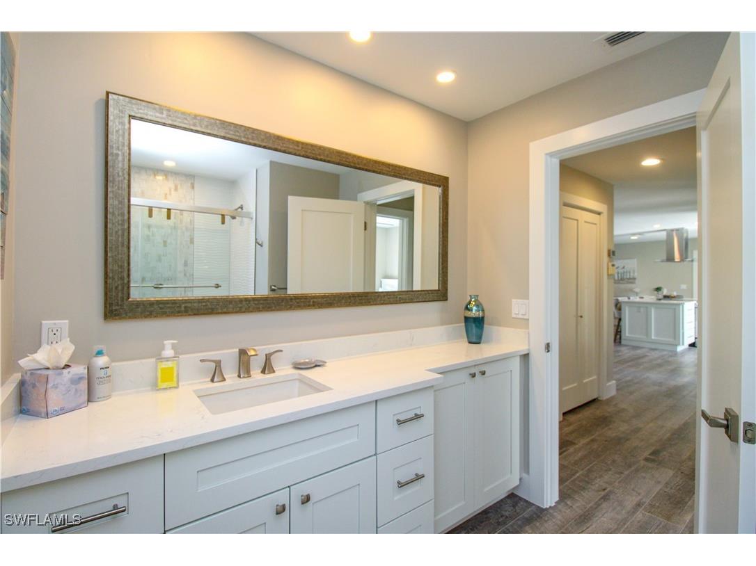 1353 Pelican Avenue Naples FL 34102 225083499 image34