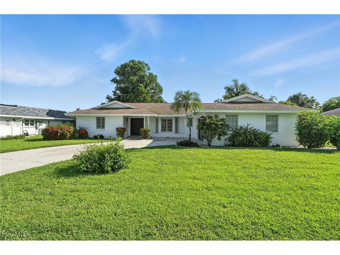 1353 Whiskey Creek Drive Fort Myers FL 33919 225063228 image1