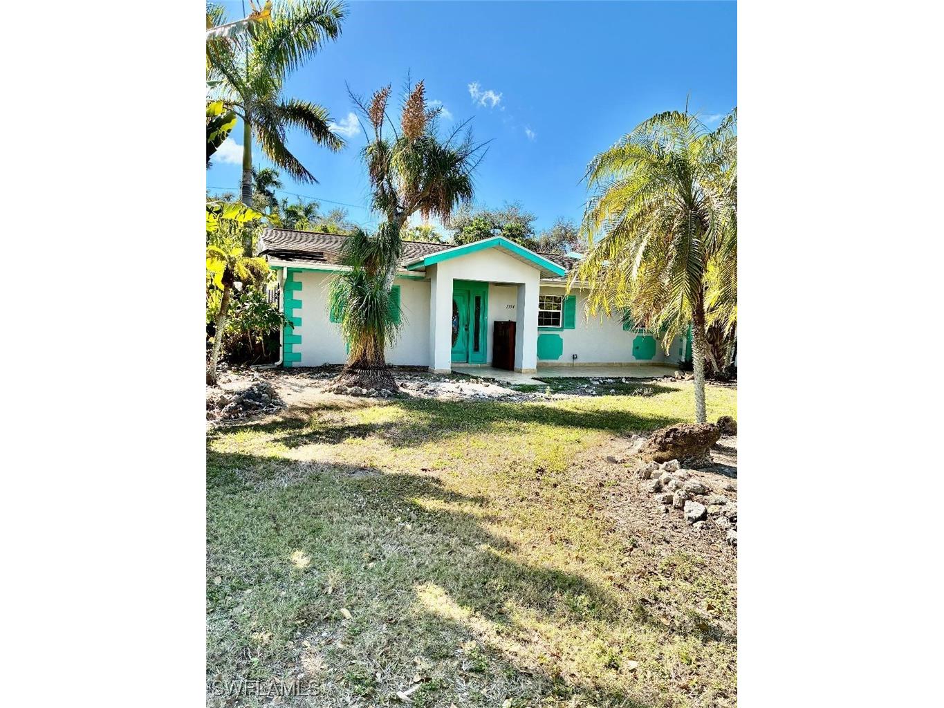 1354 Jambalana Lane Fort Myers FL 33901 226003862 image1